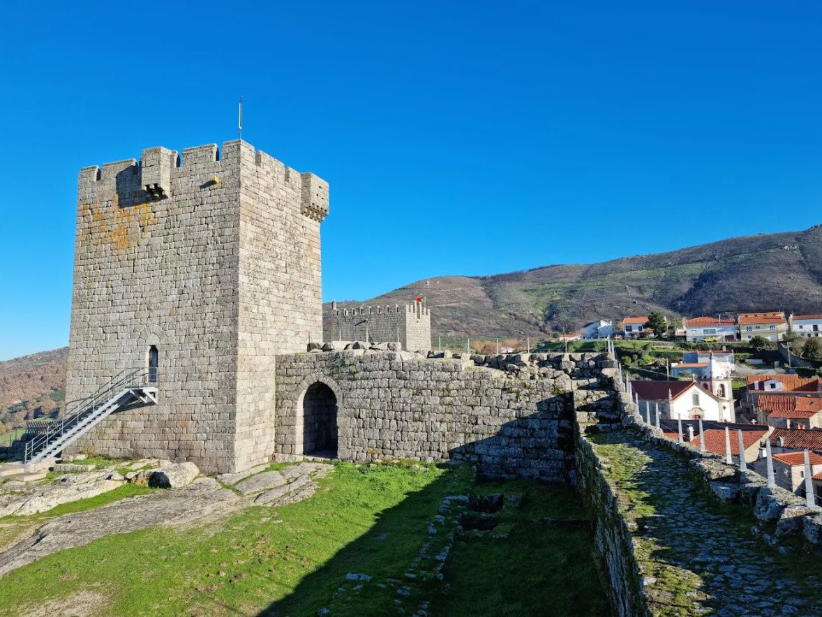 Castelo de Linhares da Beira, Portugal